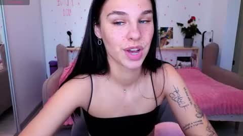 Molly online show from July 5, 4:19 am