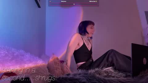 Snapshot of pixie_praxis chatting on February 11, 12:36 pm pixie_praxis online show from February 11, 12:36 pm