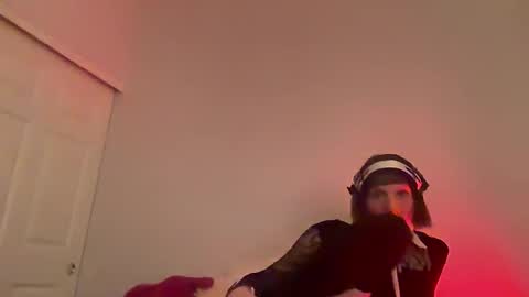 Snapshot of pixie_praxis chatting on November 1, 4:55 am pixie_praxis online show from November 1, 4:55 am