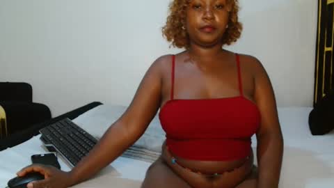 pixietease1 online show from April 27, 2:58 pm
