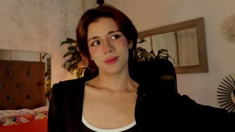 Snapshot of pixy_20 chatting on February 21, 3:34 am cris online show from February 21, 3:34 am