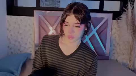 cris online show from June 23, 8:37 pm