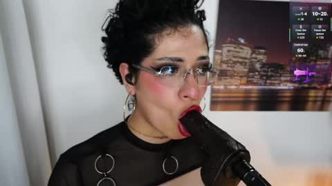 Adriana online show from May 12, 9:02 pm