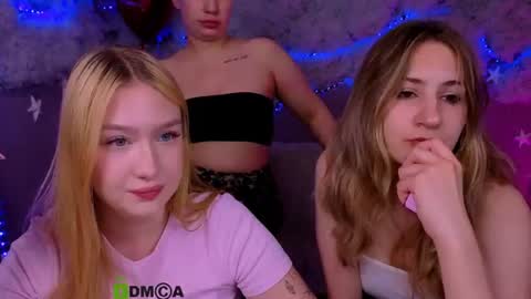 Sophie online show from June 25, 7:52 pm