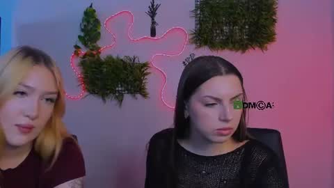 Sophie online show from July 8, 7:39 pm
