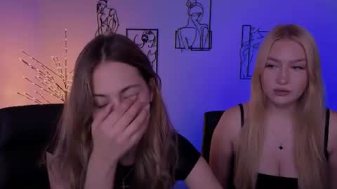Sophie online show from July 16, 7:06 pm