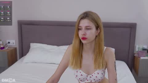 Simona and Bonnie online show from June 17, 2:27 am