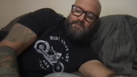 Snapshot of pleasesitonmycock chatting on December 7, 7:21 am PleaseSitOnMyCock online show from December 7, 7:21 am