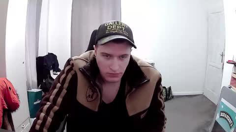 plkrisztian online show from March 26, 12:43 pm