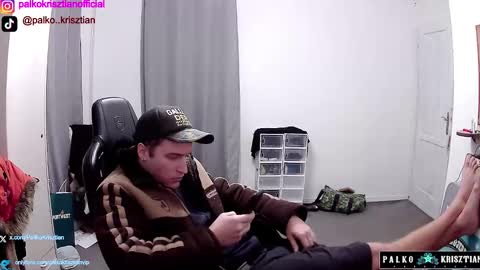 plkrisztian online show from January 18, 8:07 pm