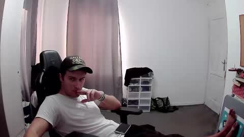 plkrisztian online show from October 9, 2:55 pm