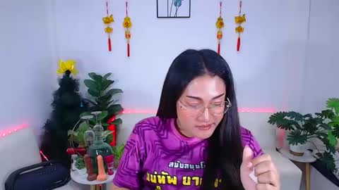 Ploysai online show from January 15, 10:13 am