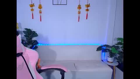 Ploysai online show from March 13, 6:49 am