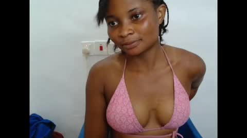 Snapshot of plumnjuicyx chatting on October 14, 9:23 am plumnjuicyx online show from October 14, 9:23 am