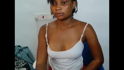 Snapshot of plumnjuicyx chatting on October 15, 9:32 am plumnjuicyx online show from October 15, 9:32 am