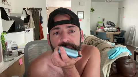 Slug online show from July 13, 8:01 pm