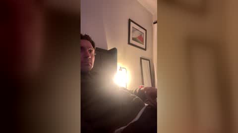 alleyesonme online show from March 1, 3:33 am