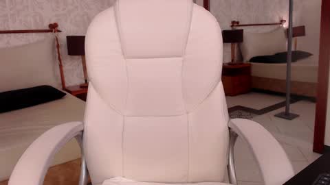 Pocahontas online show from January 18, 3:27 pm