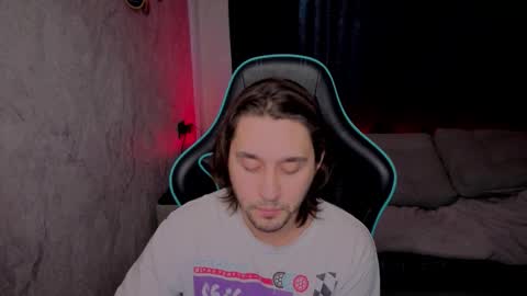 pohyi_ online show from February 18, 7:52 am