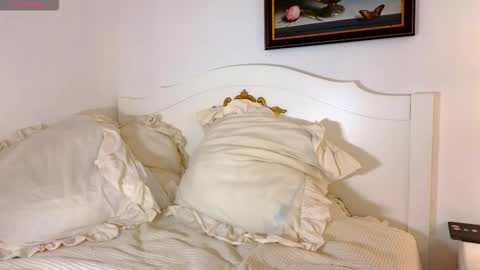 Rose online show from October 12, 9:46 am