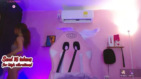 poison_liv online show from July 29, 1:22 pm