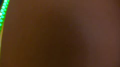 poison_milf_ online show from June 28, 3:46 am