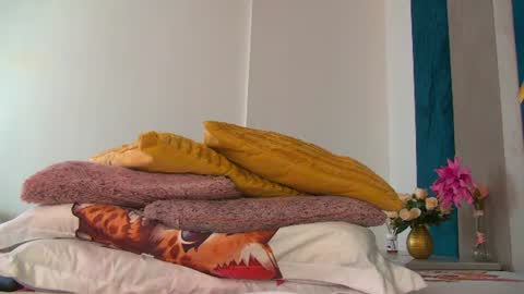 poison_milf_ online show from June 19, 9:26 am