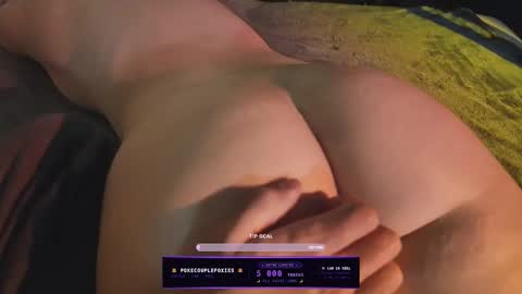 pokecouplefoxies online show from March 17, 6:13 pm