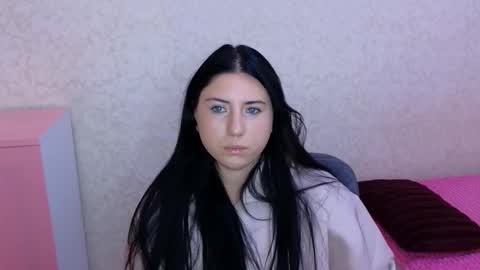Snapshot of polinaray chatting on September 30, 5:40 am Polina online show from September 30, 5:40 am