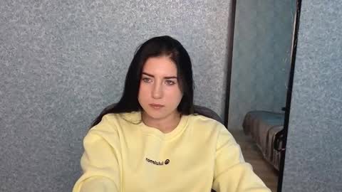 Snapshot of polinaray chatting on October 18, 8:40 am Polina online show from October 18, 8:40 am