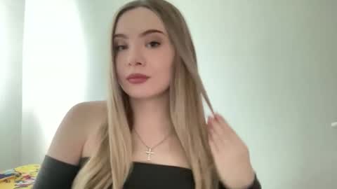polishangel222 online show from February 28, 2:54 pm