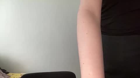 polishangel222 online show from May 1, 11:48 am