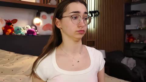 Polly online show from March 10, 7:56 am