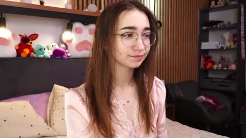 Polly online show from March 13, 8:17 am