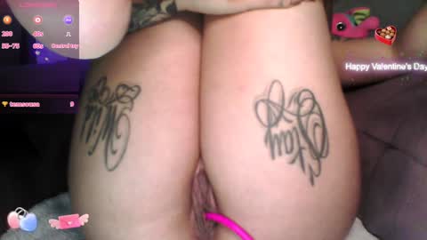 pollycrush online show from December 4, 2:03 am