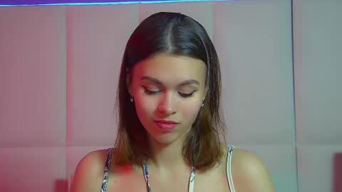 Snapshot of pollylanders chatting on October 19, 6:23 pm Polly online show from October 19, 6:23 pm