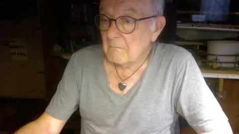 pomme1949 online show from April 28, 1:59 pm
