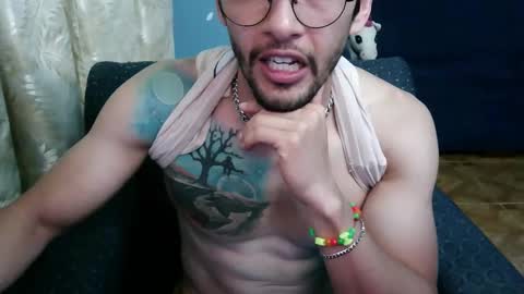 ponzothc online show from October 30, 12:11 am