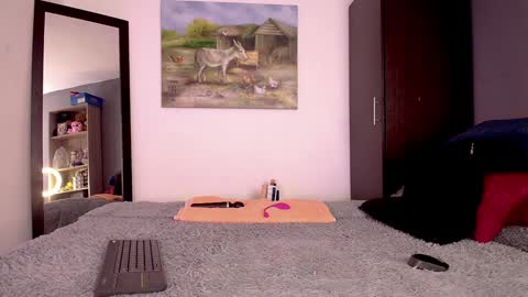 Sweet Poppy online show from February 5, 12:53 am