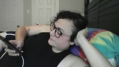 Snapshot of poppy_stax chatting on October 20, 1:43 am Poppy Stax online show from October 20, 1:43 am