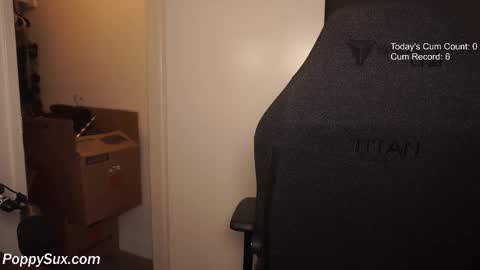 Poppy online show from March 12, 3:32 am