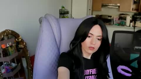 A cadia online show from November 10, 4:21 pm