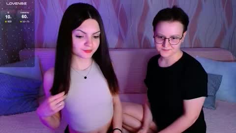 Ana and Tati online show from March 2, 7:09 pm