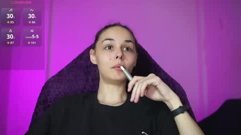    online show from March 15, 11:19 pm