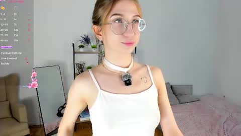 Elizabeth online show from July 6, 8:11 am