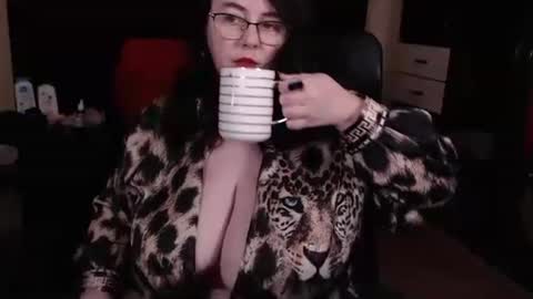 PoshMistres    online show from December 18, 8:04 pm