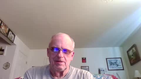 potato_chipz70 online show from December 14, 3:18 pm