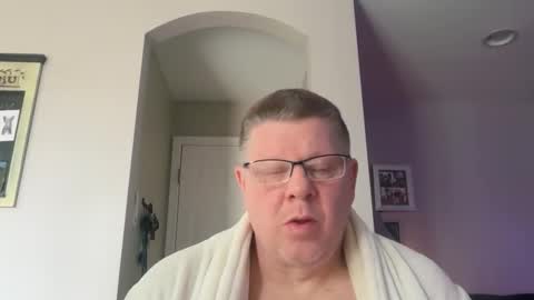 pounderesss online show from March 22, 5:28 pm