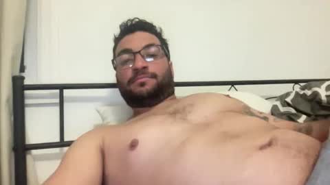 poundsalot69 online show from March 21, 6:30 am