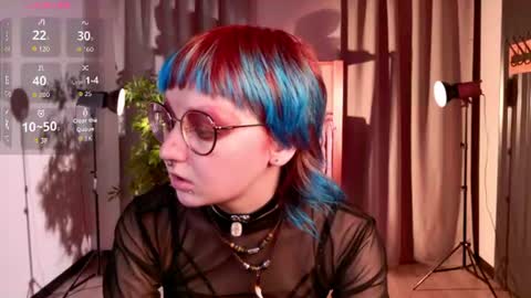 Powder online show from July 18, 9:39 pm